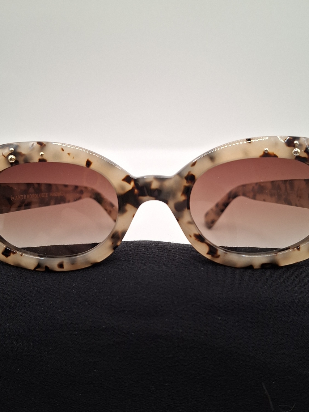 Anthropologie Cream Tortoiseshell Oval Sunglasses with Brown Gradient Lenses